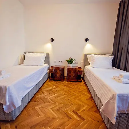 Elegant And Classic 2bd With Free Parking By Apartmax アパート
