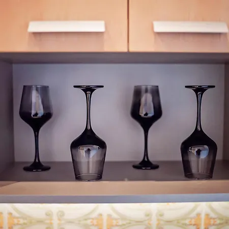 Elegant And Classic 2bd With Free Parking By Apartmax ヴァルナ