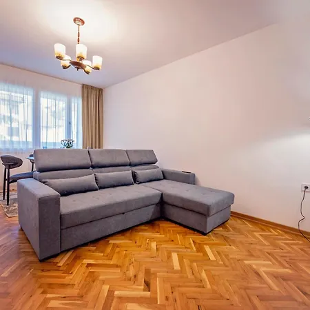アパート Elegant And Classic 2bd With Free Parking By Apartmax *