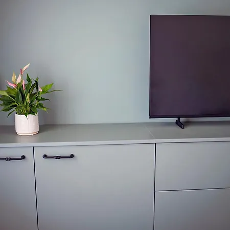 Elegant And Classic 2bd With Free Parking By Apartmax ヴァルナ