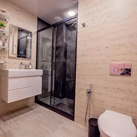 Elegant And Classic 2bd With Free Parking By Apartmax アパート